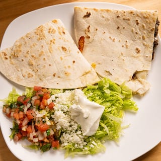 Quesadilla Al Pastor